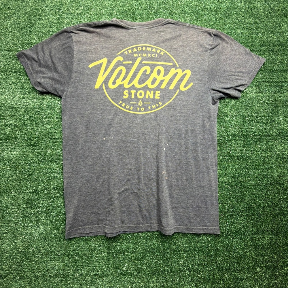 VTG style Volcom Stone Mens Graphic T-Shirt Charcoal Gray Yellow Logo Size Large